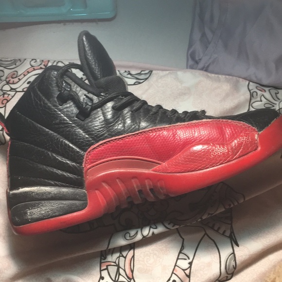 These shoes have been pre worn no refunds - Picture 2 of 4